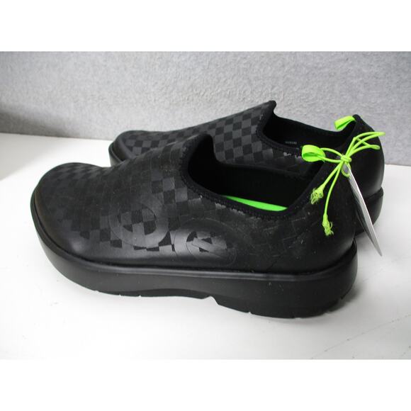 OOFOS OOMG Eezee Slip On Black Checkerboard Shoes Recovery 
